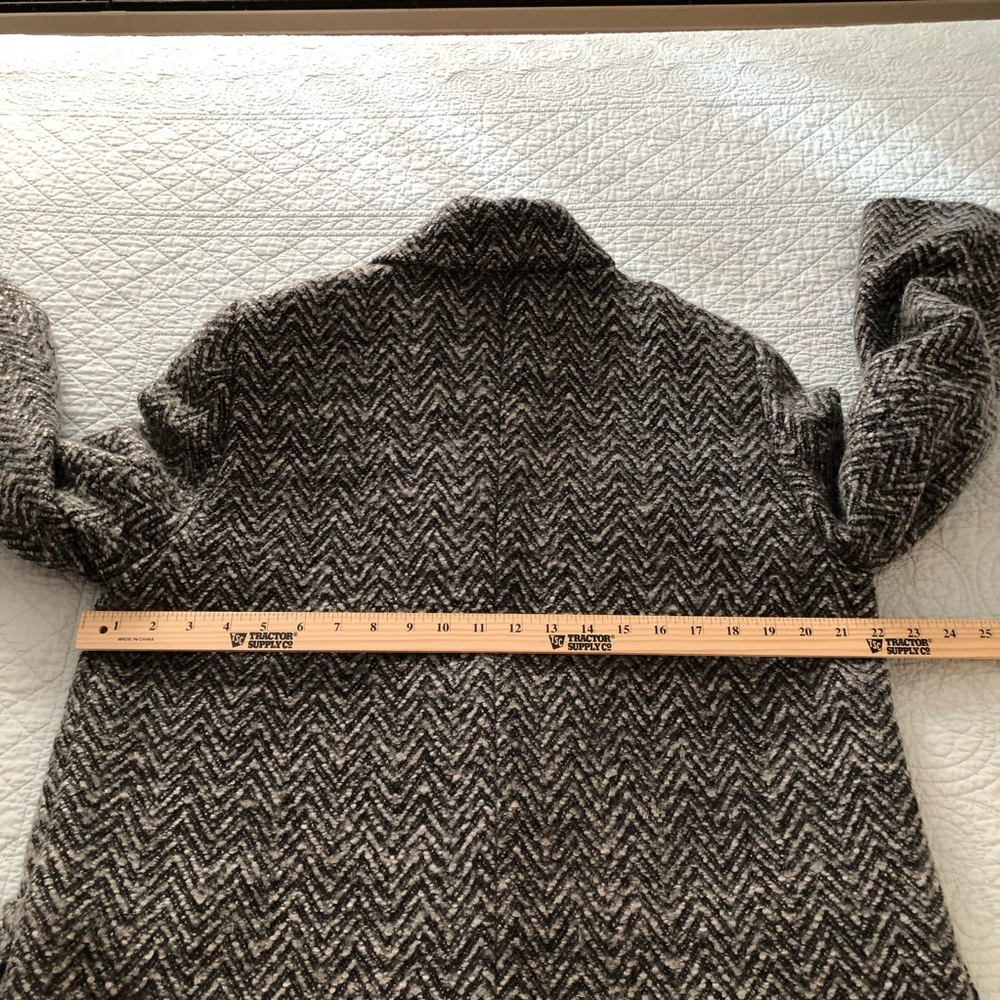 Zac Posen Boyfriend herringbone coat. Size 14. - Picture 8 of 10